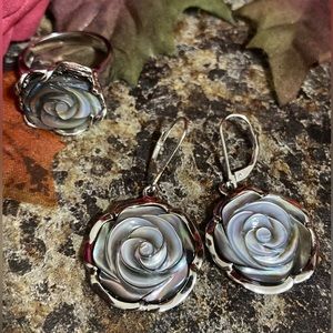 🧜🏻‍♀️Abalone Sterling Silver Solid 925 Stamp Rose Earrings and Size 7 Ring Set